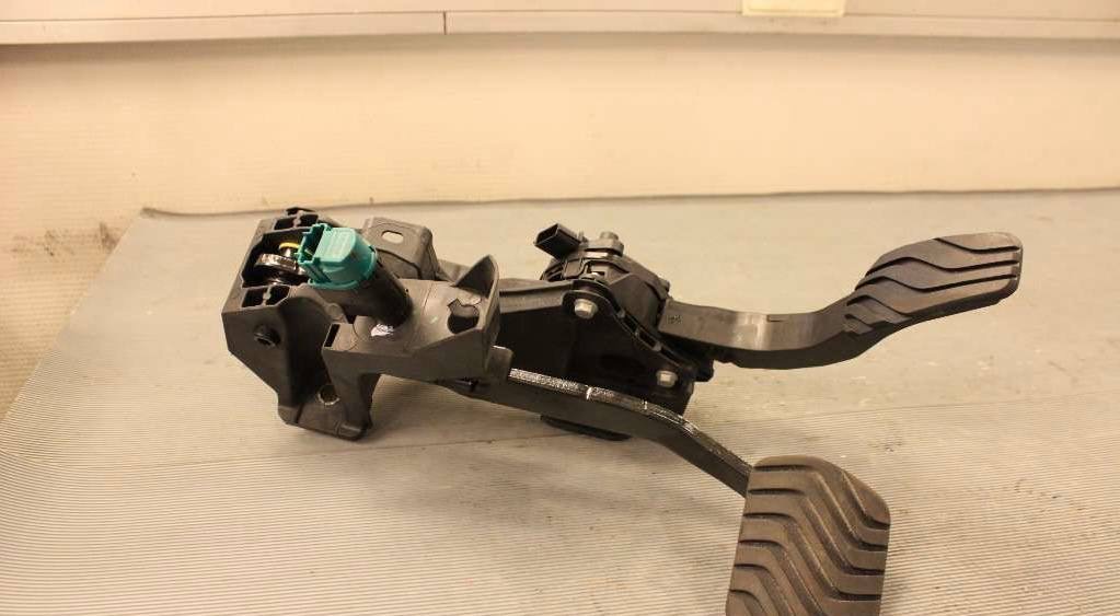 Renault Captur II Assemblage pédale