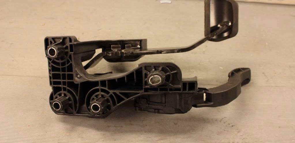 Renault Captur II Assemblage pédale – Image 2