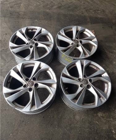 Opel Astra J Jante alliage R12 – Image 2