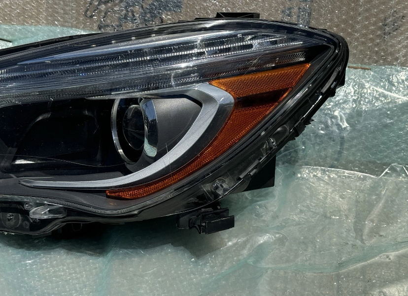 2014 2015 2016 MERCEDES CLA250 CLA45 LH LEFT HEADLIGHT BI-XENON SHELL OEM USED – Image 3