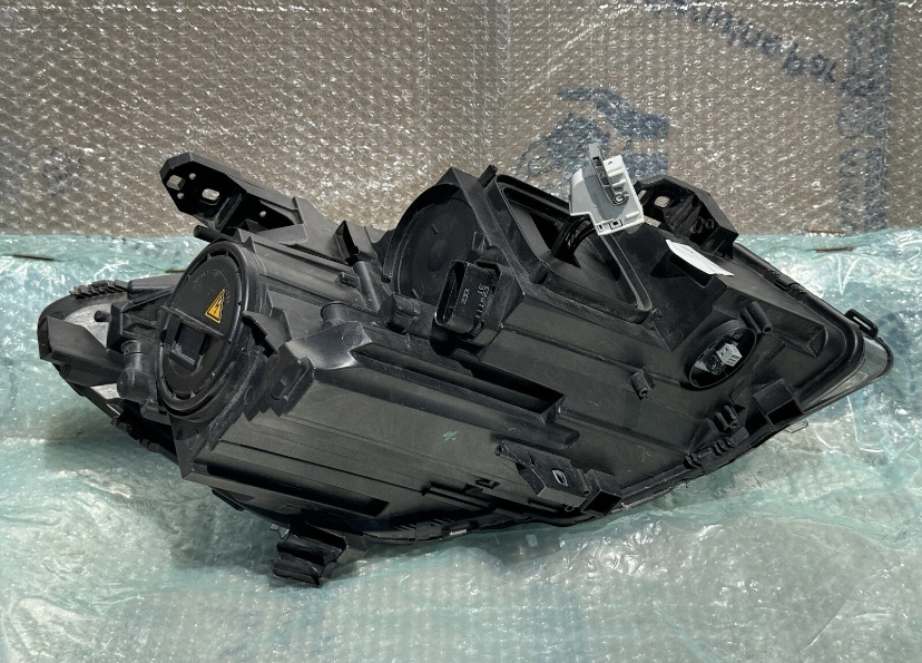 2014 2015 2016 MERCEDES CLA250 CLA45 LH LEFT HEADLIGHT BI-XENON SHELL OEM USED – Image 6