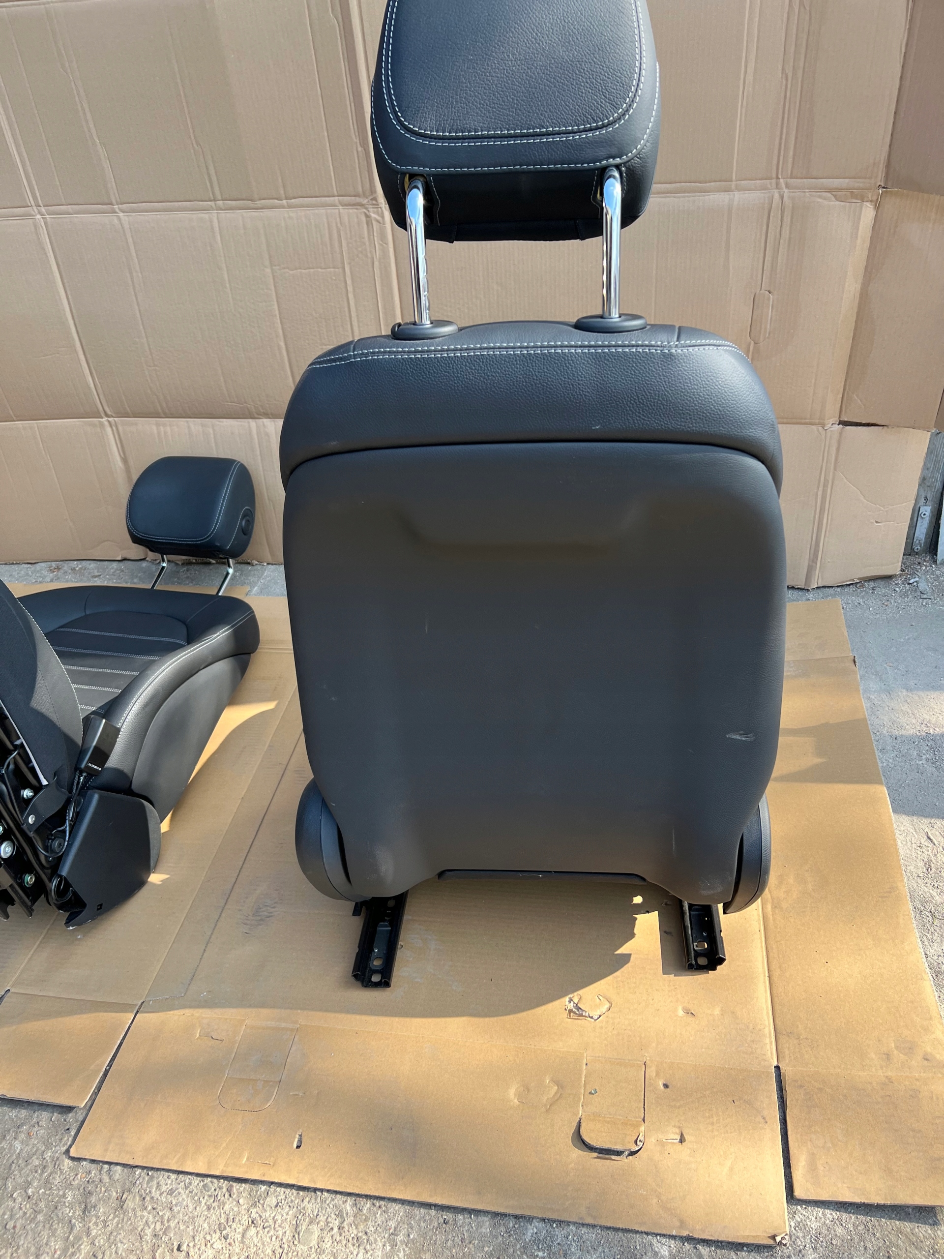 Intérieur cuir Mercedes GLC X253 2014–2019 sièges avant arrière complet – Image 3